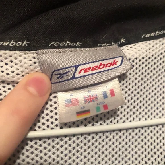 Men’s Reebok jacket - Picture 4 of 4